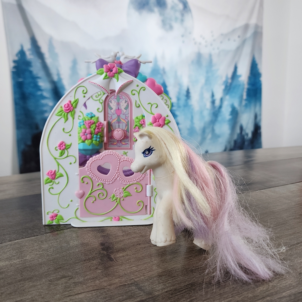 VTG Hasbro My Little Pony Wedding Chappel Dainty Dove 90s Vintage